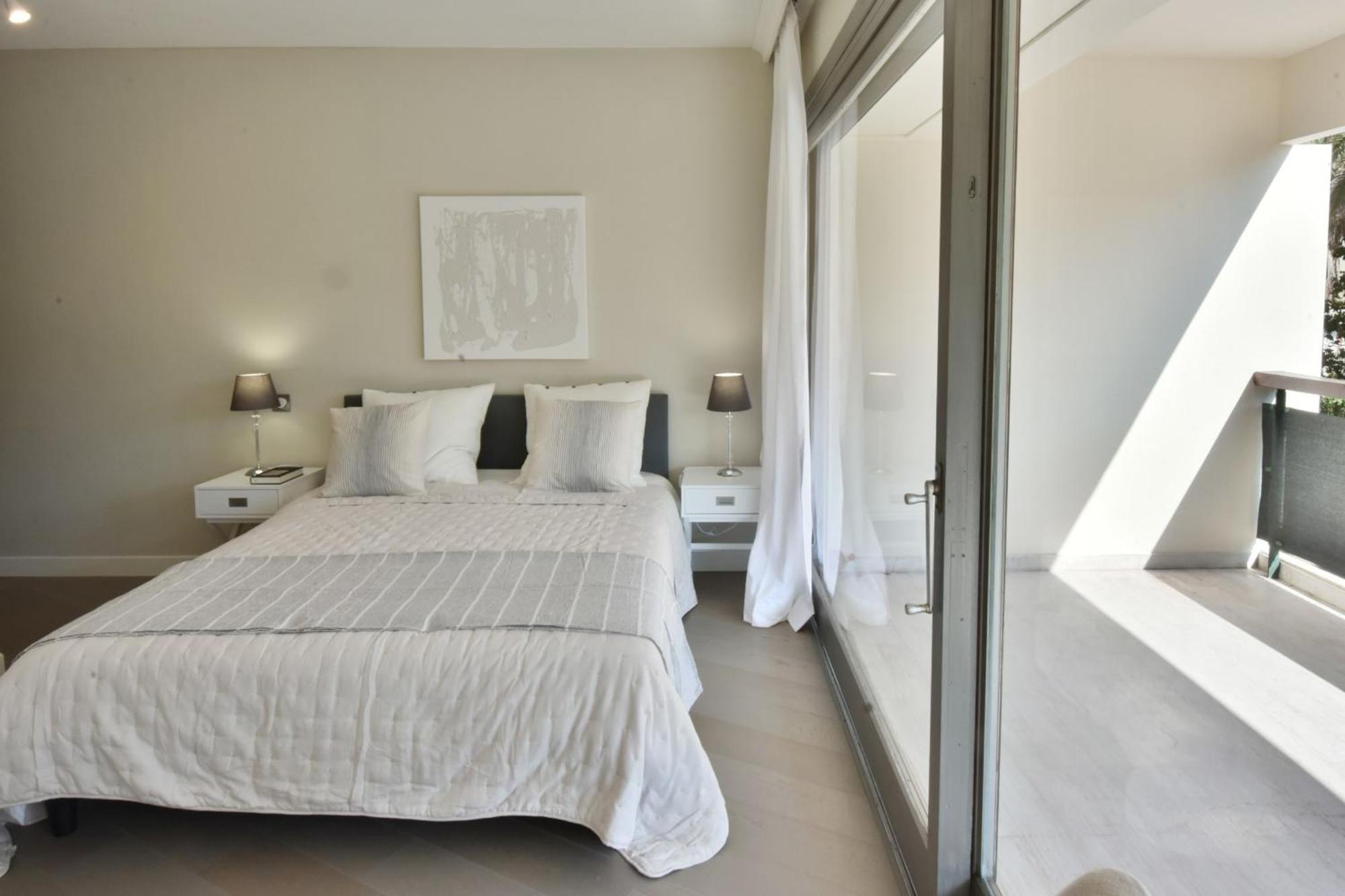 Cannes - 2-Br Flat 15-Min Walk To The Beaches Esterno foto